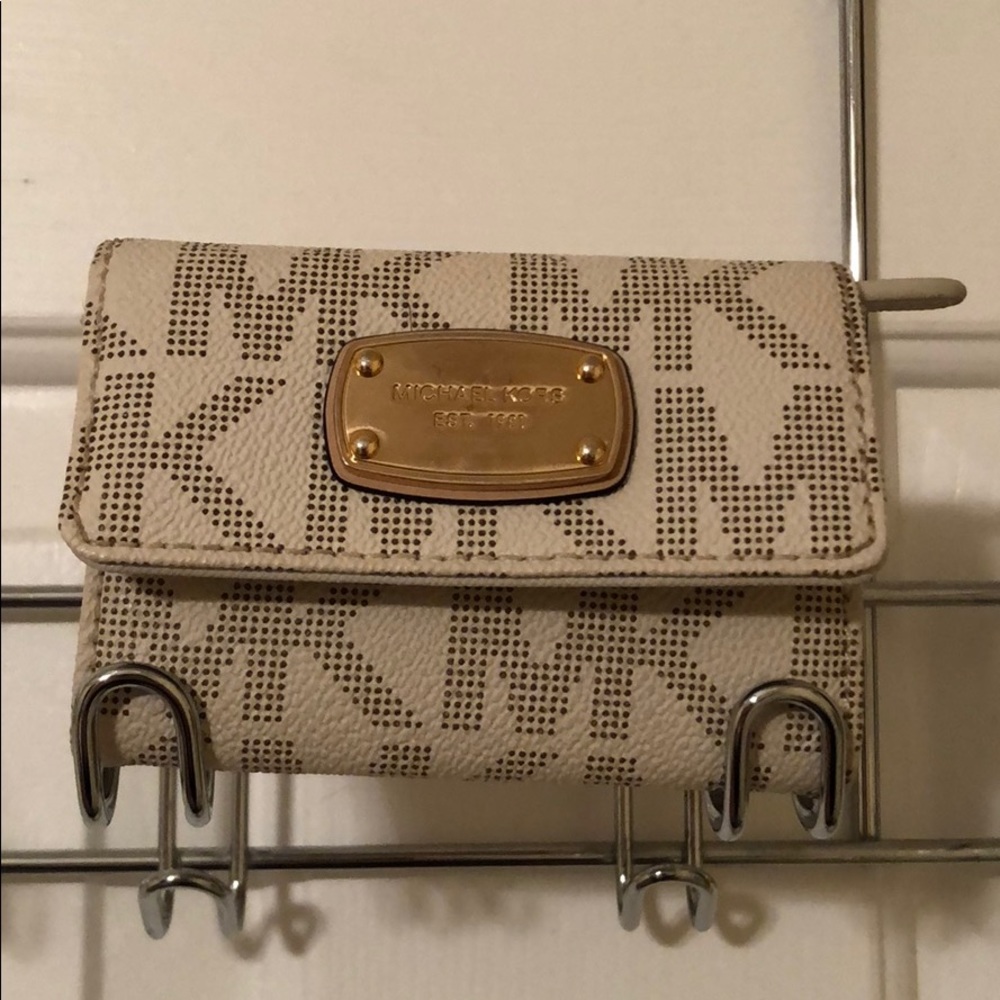Michael Kors Keychain Wallet